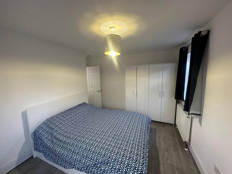 2 Bedroom House,Brownhillrd Se6 Londyn Zewnętrze zdjęcie